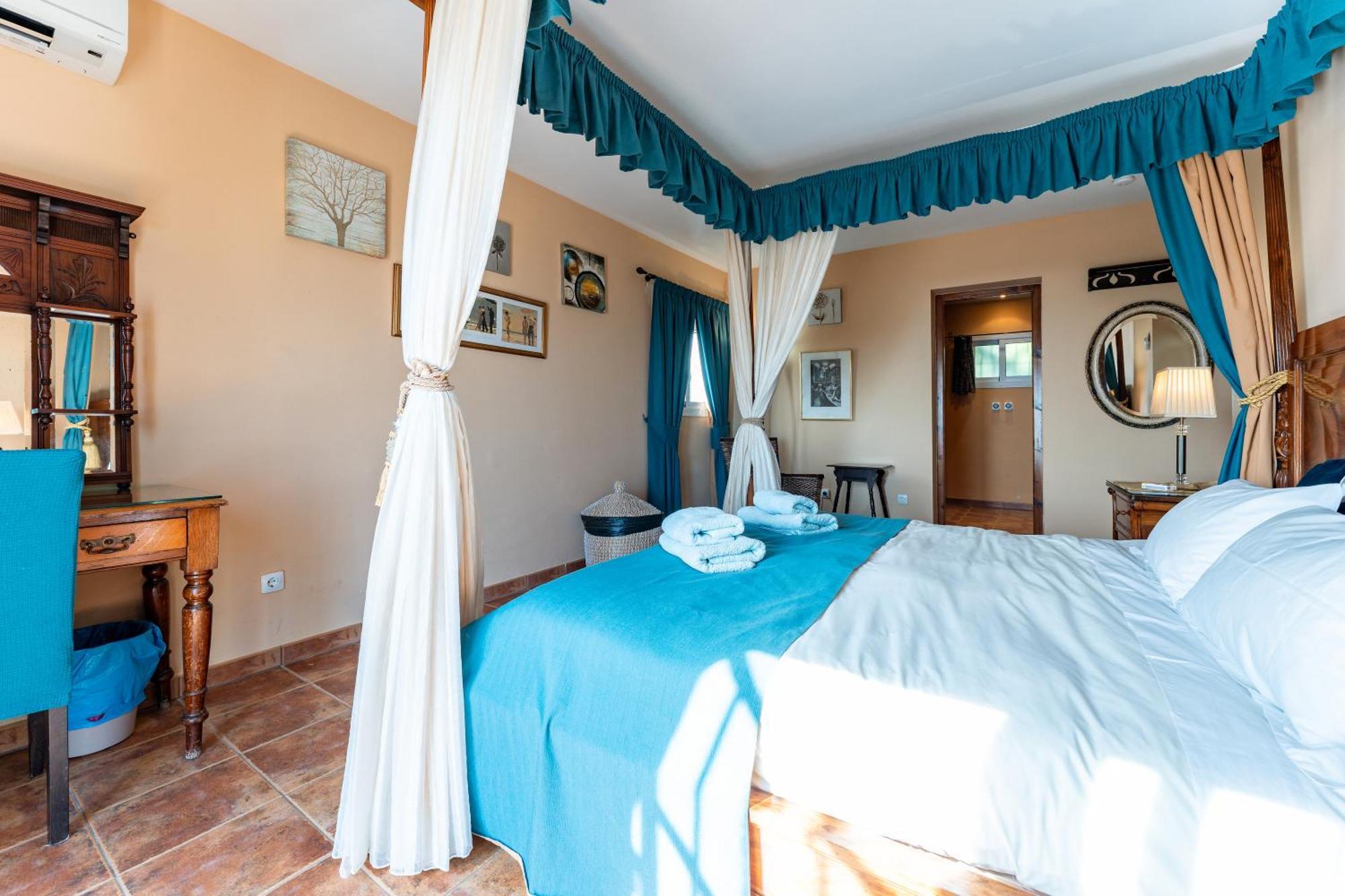 Villa Magica Andalucian Charm Бенальмадена Экстерьер фото